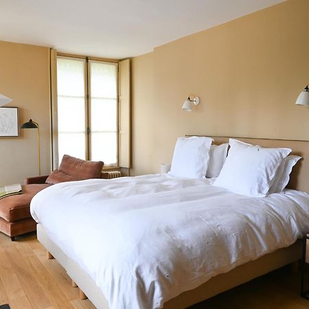 Hotel Les Pres Saint-Hilaire-le-Chatel Extérieur photo