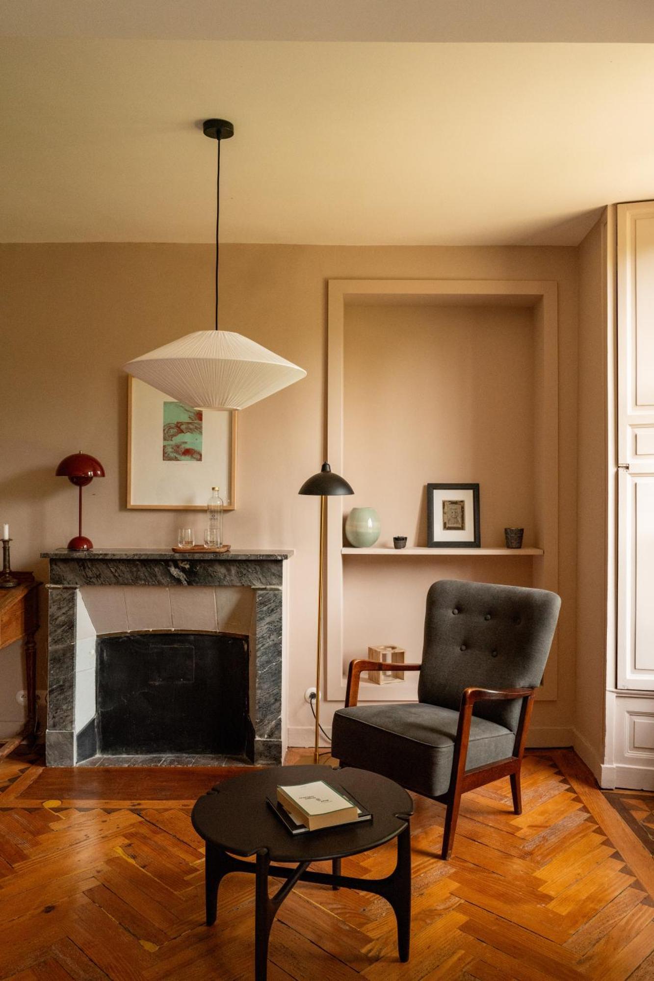 Hotel Les Pres Saint-Hilaire-le-Chatel Extérieur photo