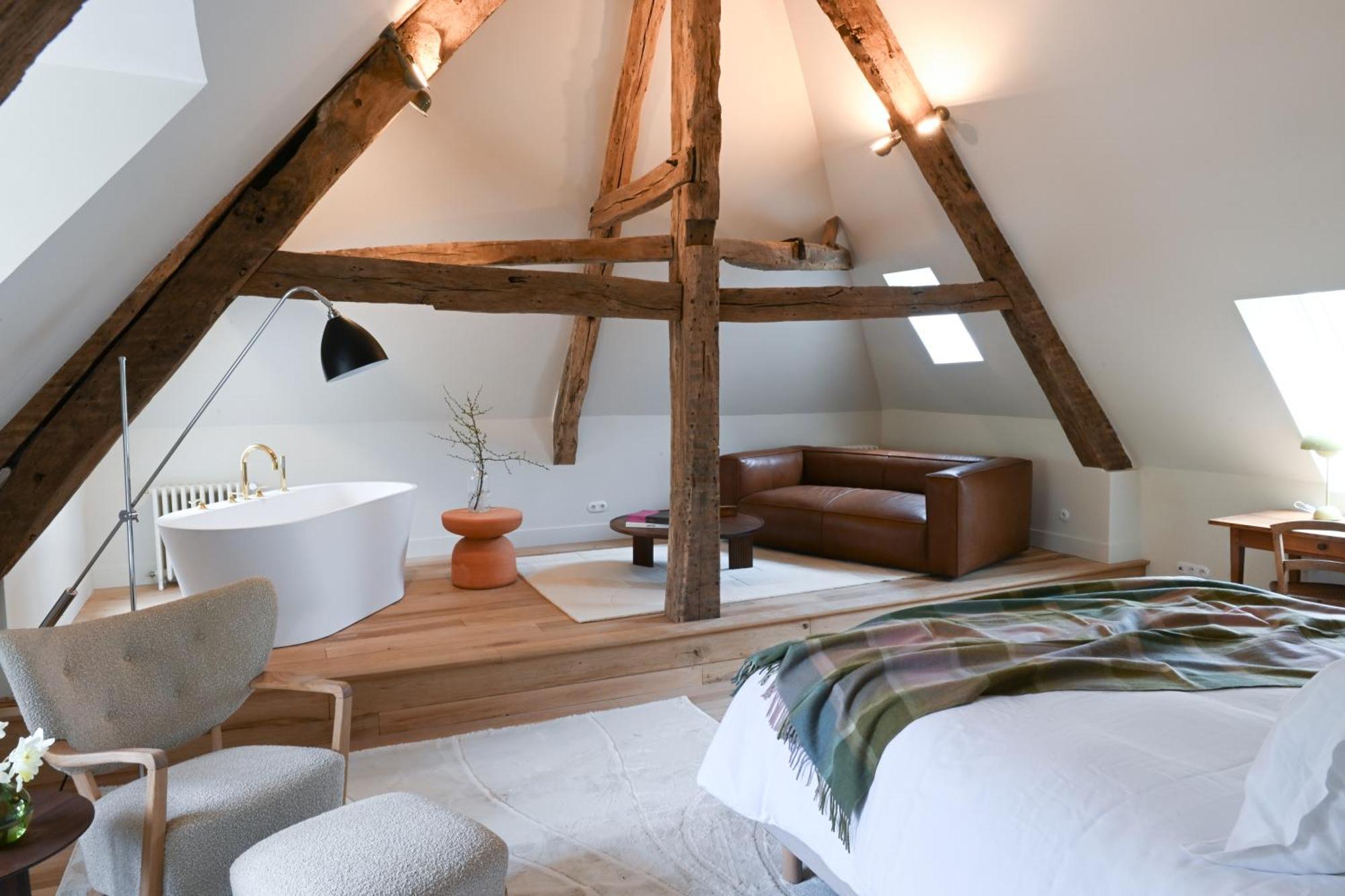Hotel Les Pres Saint-Hilaire-le-Chatel Extérieur photo